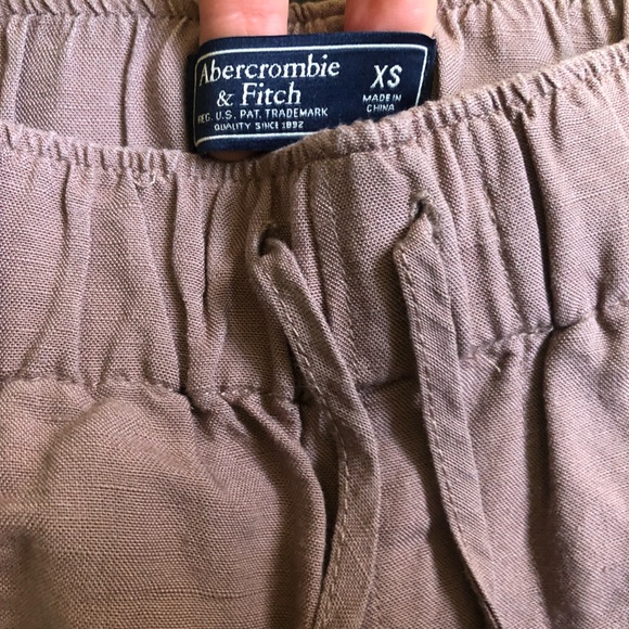 Abercrombie & Fitch linen blend wide leg pants. Size Xs. Colour rosey taupe. - Picture 3 of 4